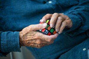 Erno Rubik, medio siglo a la sombra del célebre cubo