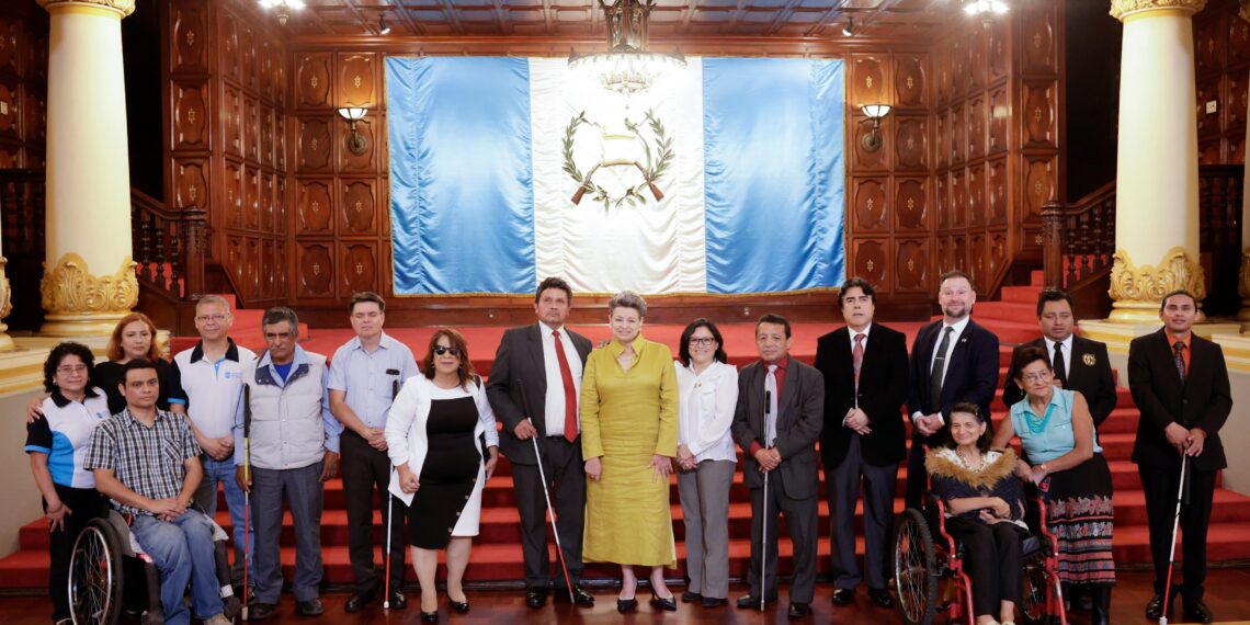 Personas con discapacidad exigen su inclusión