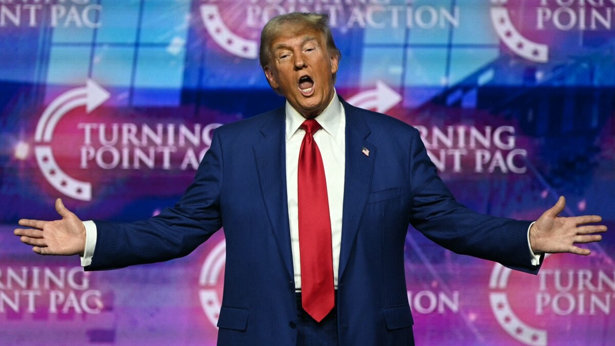 Donald Trump repite que Estados Unidos se ha convertido en el «cubo de basura del mundo». (Photo by Patrick T. Fallon / AFP)