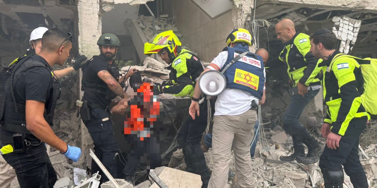 Los equipos de búsqueda siguen buscando víctimas adicionales. (Foto: Redes sociales)